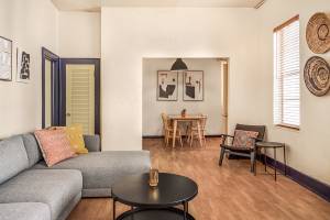 freehand-miami-bungalow-private-quad-1-room-1200×800-1